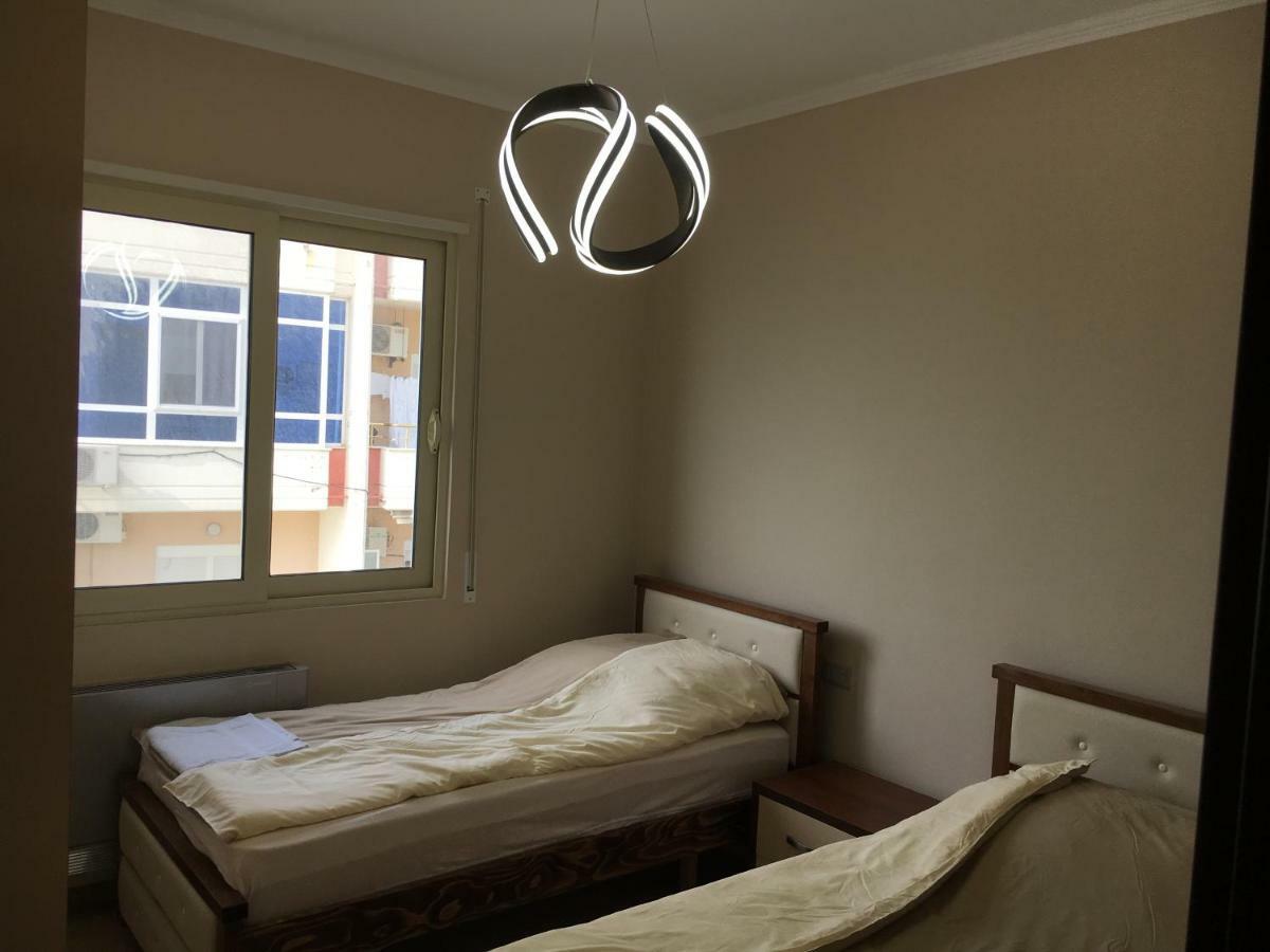 Sunny Beach Apartment Vlora Luaran gambar