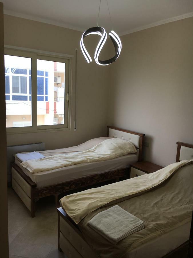 Sunny Beach Apartment Vlora Luaran gambar