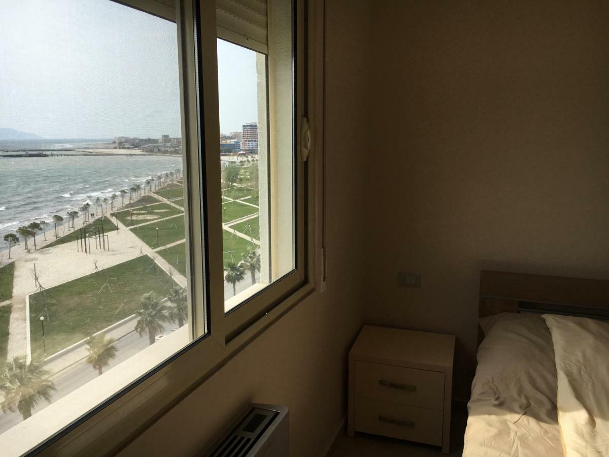 Sunny Beach Apartment Vlora Luaran gambar