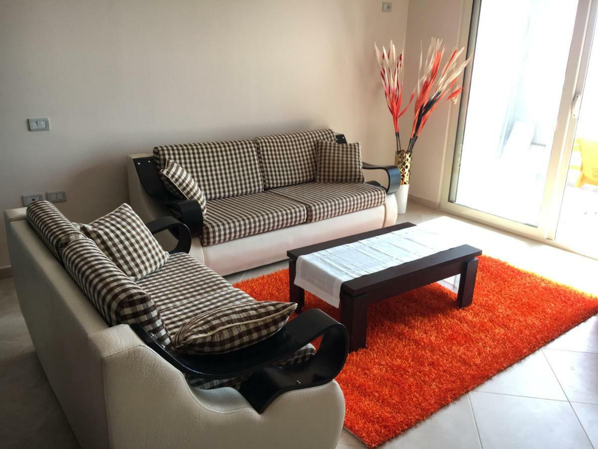 Sunny Beach Apartment Vlora Luaran gambar