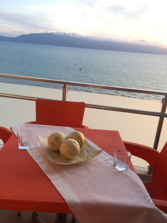 Sunny Beach Apartment Vlora Luaran gambar